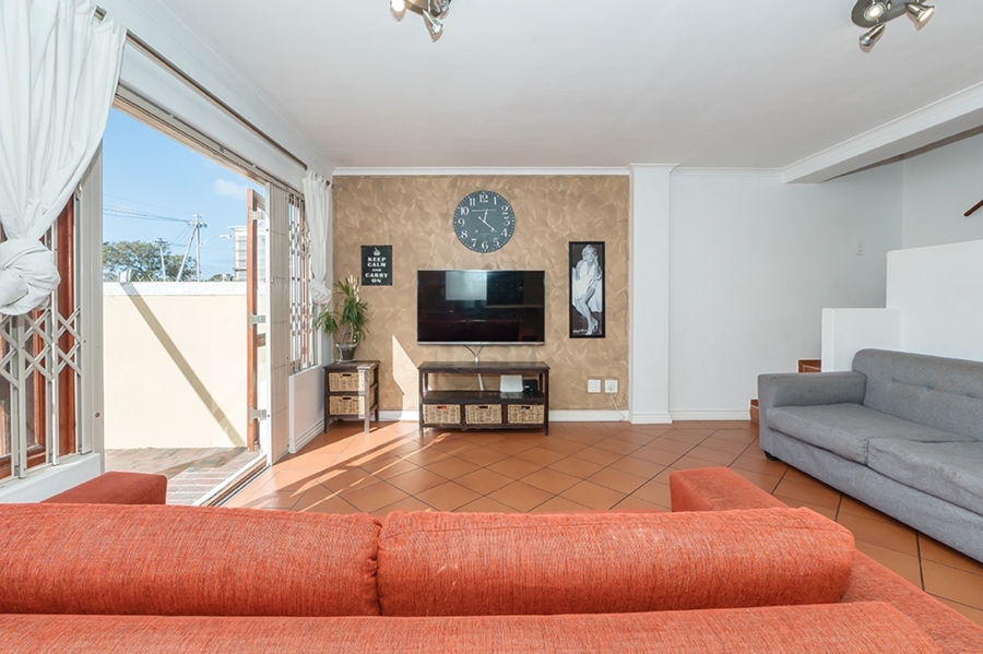 2 Bedroom Property for Sale in Southfield Western Cape